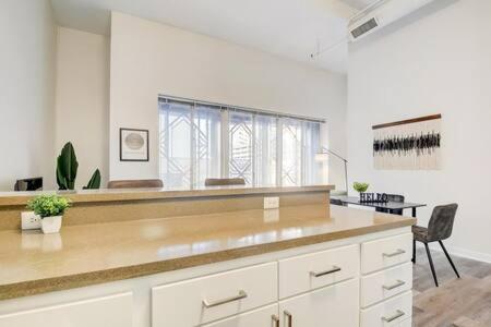 Cozysuites - 1Br With Direct Skybridge Access #1 Indianápolis Exterior foto